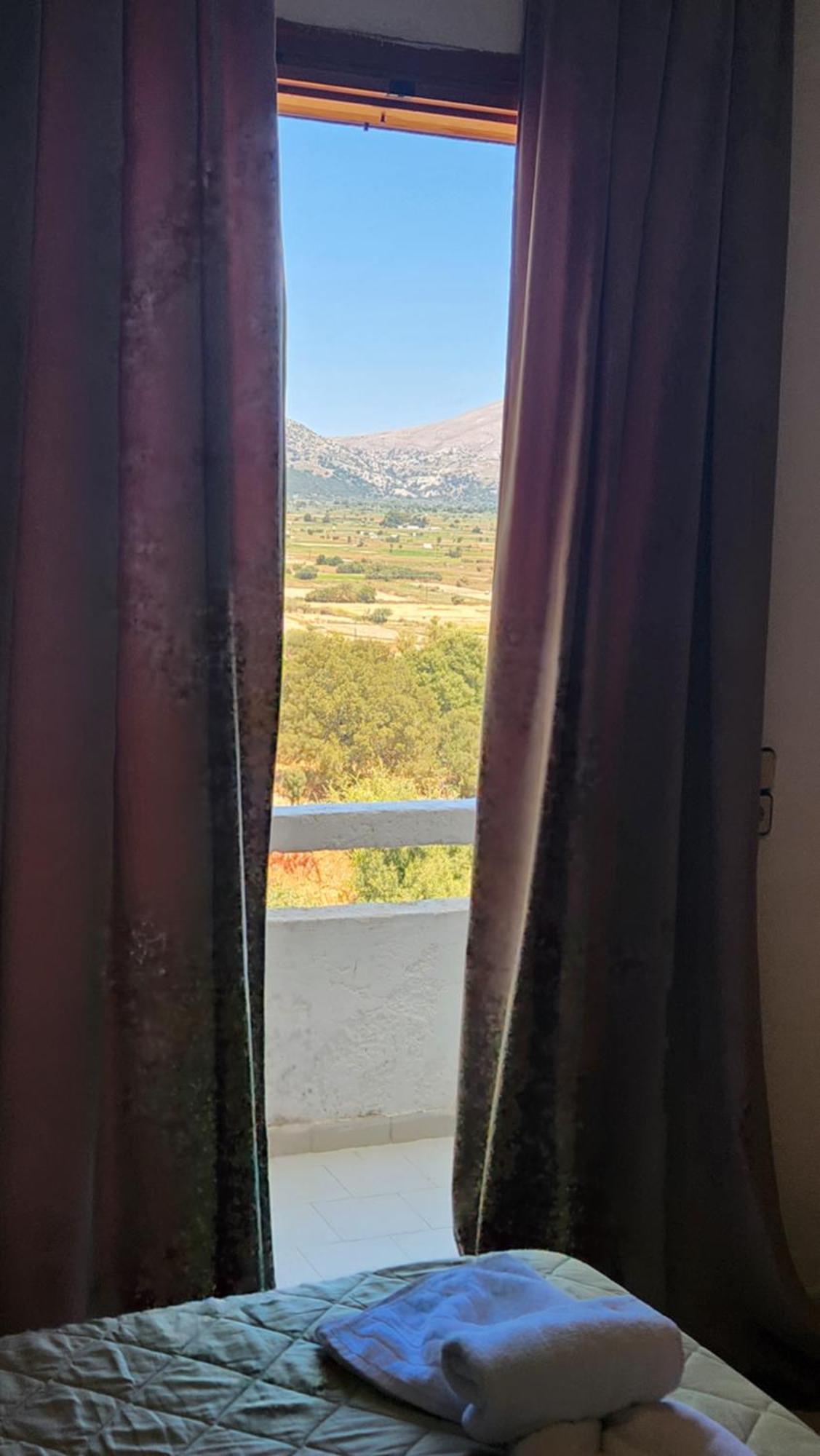 Dionysus Lasithi Plateau Hotel Magoulas Bagian luar foto